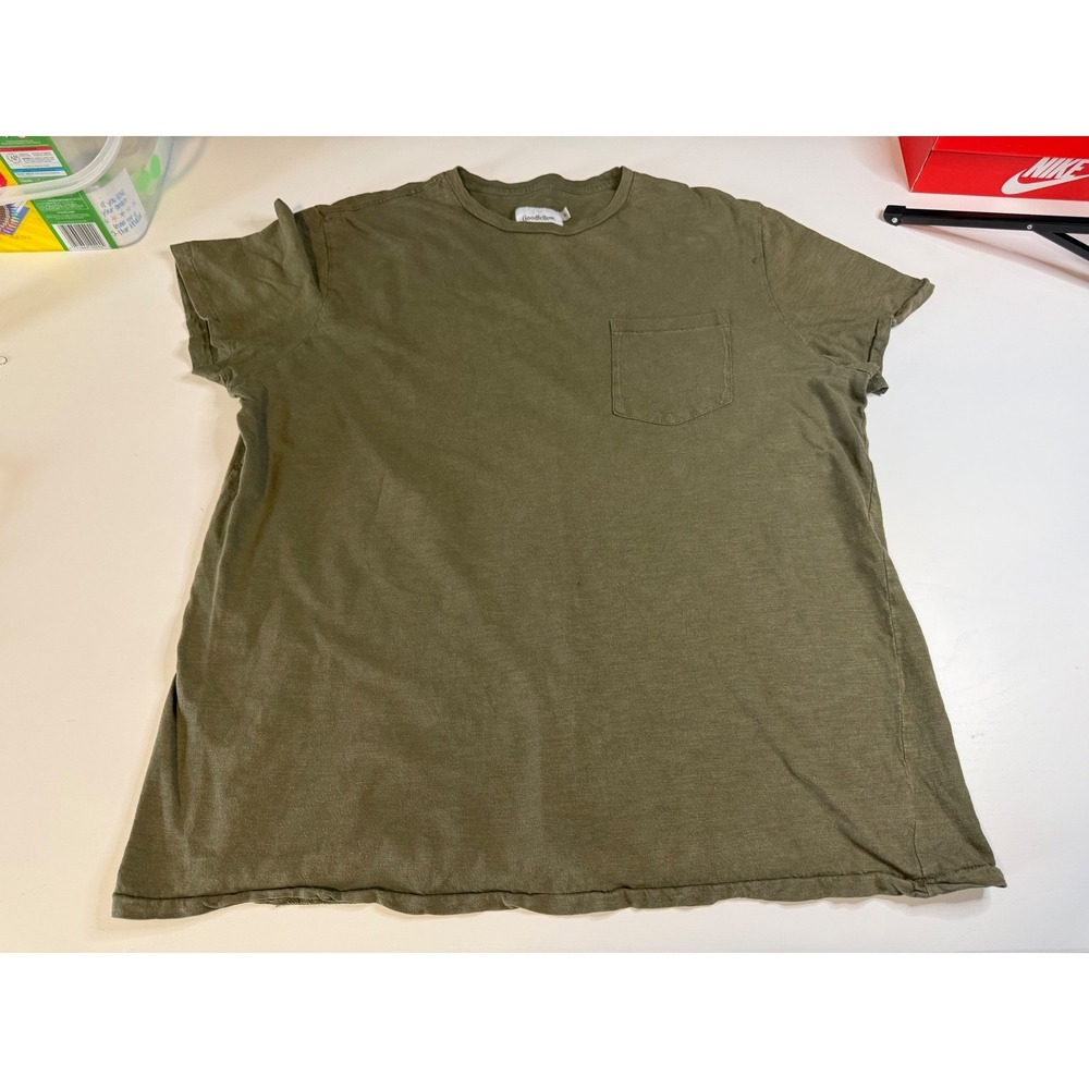 Goodfellow & Co Mens XL Olive Green Short Sleeve Pocket T-Shirt Standard Fit